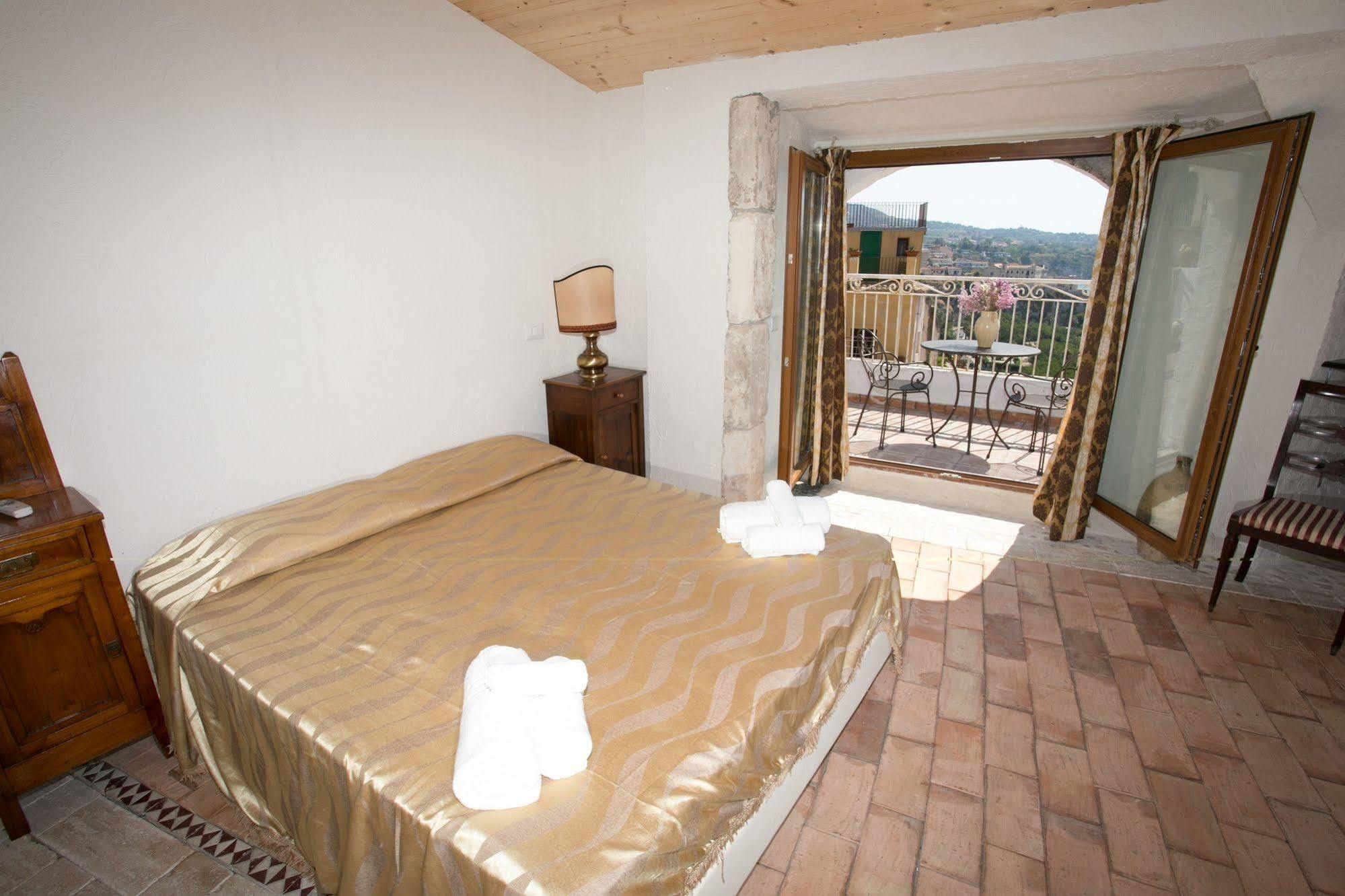 Residenza Il Duomo Bed & Breakfast Tropea Exterior foto