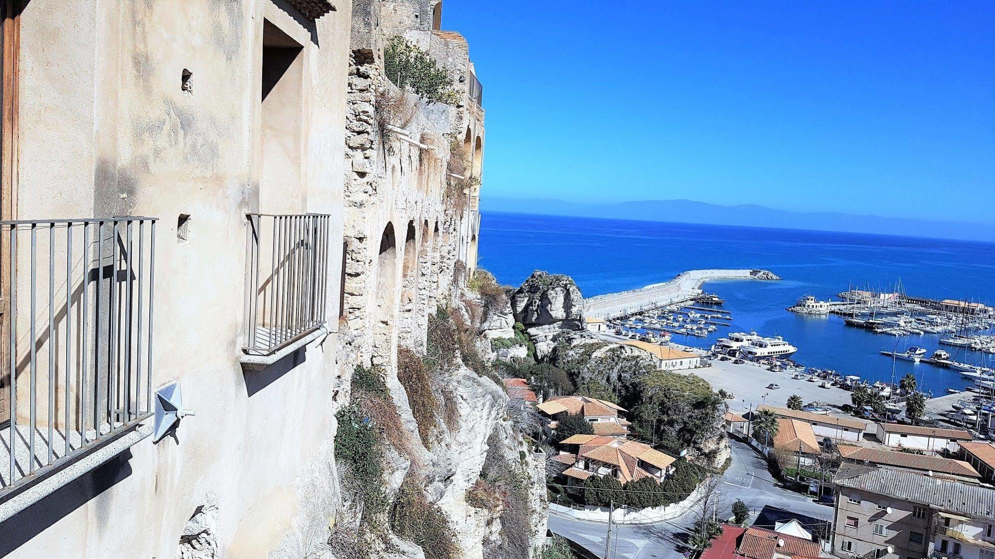 Residenza Il Duomo Bed & Breakfast Tropea Exterior foto